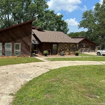 Buy this 4 bed house on 129 Sooner Road in Holdenville, OK 74848