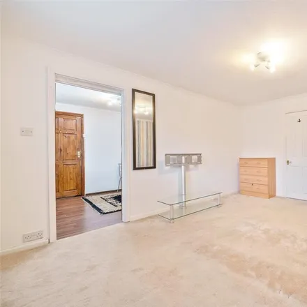 Image 4 - Pankhurst Drive, Easthampstead, RG12 9PS, United Kingdom - Apartment for rent