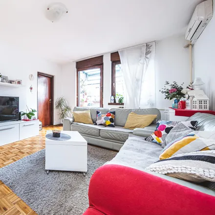 Buy this 3 bed apartment on Ulica Predraga Heruca in 10000 City of Zagreb, Croatia