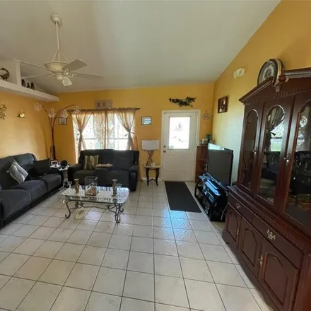 Image 3 - 4101 West Price Boulevard, North Port, FL 34286, USA - House for sale