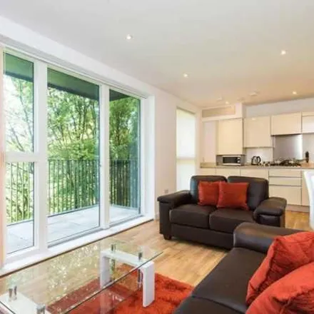 Image 3 - Manor Road, London, W13 0LF, United Kingdom - Apartment for rent