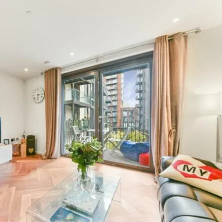 Buy this 1 bed apartment on Ambassador Building in Embassy Gardens, 5 New Union Square