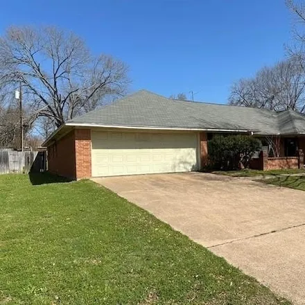 Buy this 3 bed house on 150 Guadalupe Drive in Athens, TX 75751