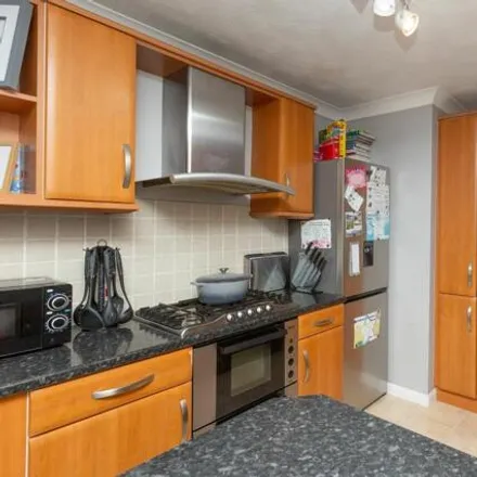 Image 3 - 1 - 12 Greyfriars Court, Percy Avenue, Broadstairs, CT10 3JX, United Kingdom - Apartment for sale