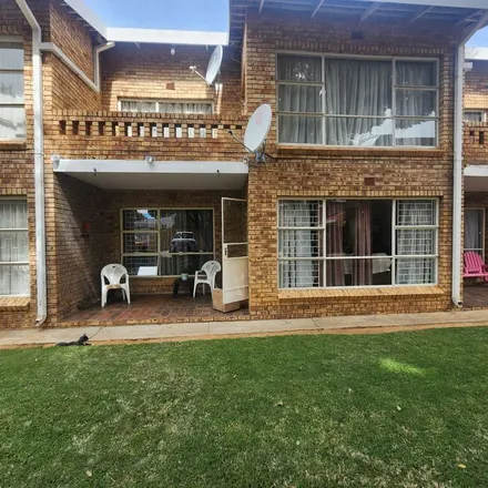 Image 4 - King Street, Dagbreek, Welkom, 9460, South Africa - Apartment for rent