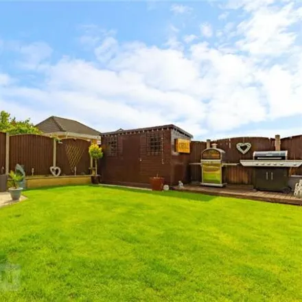 Image 2 - Highfield Drive, Luzley Brook, OL2 6AF, United Kingdom - House for sale