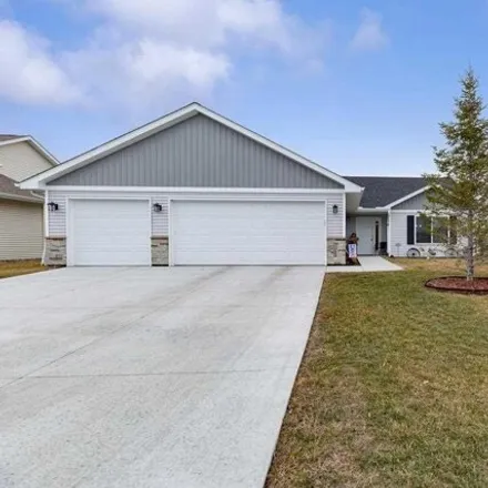 Buy this 3 bed house on 2015 Pratt Circle in St. Peter, MN 56082