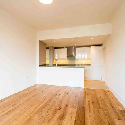 Image 2 - Grove End Road, London, NW8 9BS, United Kingdom - Apartment for rent