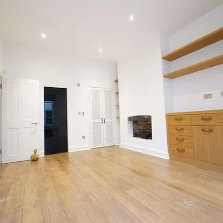 Image 7 - 20 Westbourne Terrace Road, London, W2 6NF, United Kingdom - Apartment for rent