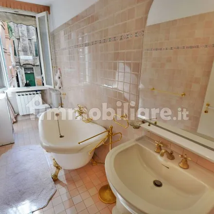 Rent this 4 bed apartment on Novecento Jazz Club in Campiello dei Sansoni 900, 30125 Venice VE