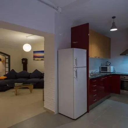 Rent this 1 bed apartment on Mercat de Sants in Carrer de Daoiz i Velarde, 08001 Barcelona