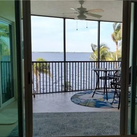 Image 1 - Beau Rivage Condominium, First Street, Fort Myers, FL 33916, USA - Condo for sale