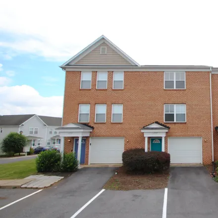 Rent this 3 bed townhouse on 1229 Old Richmond Cir
