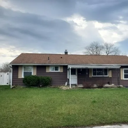 Buy this 3 bed house on 1683 Leah Drive in Martinsville, City of North Tonawanda