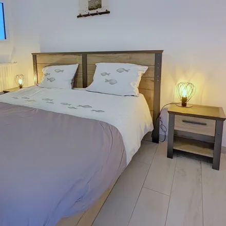 Rent this 2 bed apartment on 29550 Plonévez-Porzay