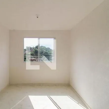 Rent this 2 bed apartment on Rua Tomás Fonseca in Comendador Soares, Nova Iguaçu - RJ
