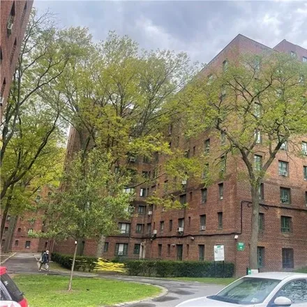 Buy this 1 bed condo on 1594 Metropolitan Avenue in New York, NY 10462