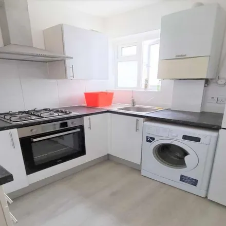 Image 4 - 150 College Road, Willesden Green, London, NW10 3PG, United Kingdom - Apartment for rent