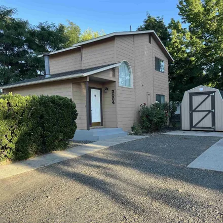 Buy this 3 bed house on 3004 5th Avenue in Lewiston, ID 83501