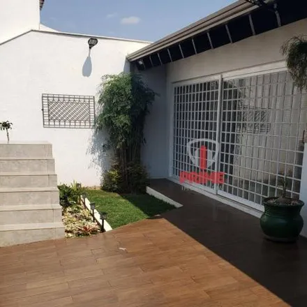 Buy this 2 bed house on Rua Imão José Valério de Souza in Piza, Londrina - PR