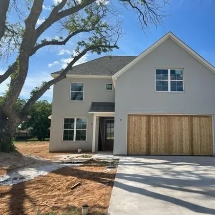 Buy this 3 bed house on Highland Park Circle in Granbury, TX 76048