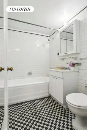 Rent this studio apartment on 200 W 16th St Apt 5K in New York, 10011