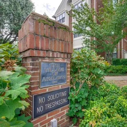 Rent this 2 bed condo on 762 Arkland Place in Nashville-Davidson, TN 37215