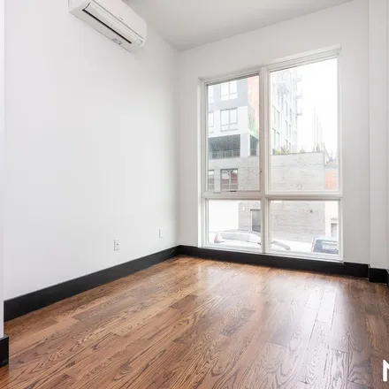 Image 6 - 340 Irving Avenue, New York, NY 11237, USA - Apartment for rent