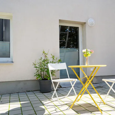Rent this 5 bed apartment on Eichlerstraße 2 in 86154 Augsburg, Germany