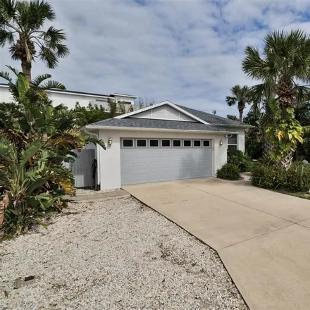 Image 8 - 830 Hope Avenue, New Smyrna Beach, FL 32169, USA - House for sale
