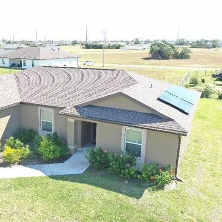 Image 3 - 134 Northwest 28th Street, Cape Coral, FL 33993, USA - House for sale