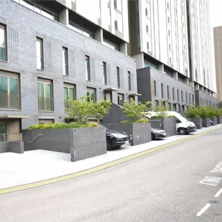 Image 1 - Oxygen Tower, Manchester City Centre, M1 - Townhouse for sale