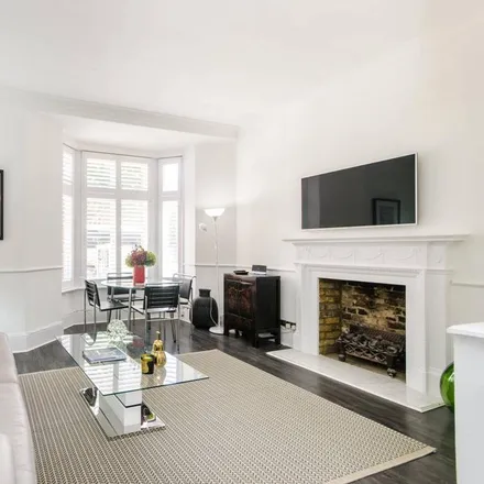 Rent this 3 bed apartment on 13 Fernshaw Road in Lot's Village, London