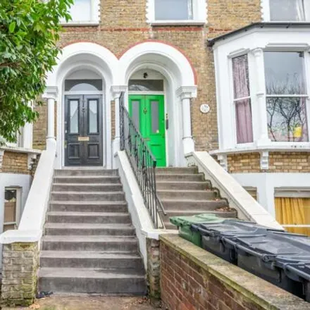 Image 6 - Foulden Road, London, N16 7XA, United Kingdom - Townhouse for sale