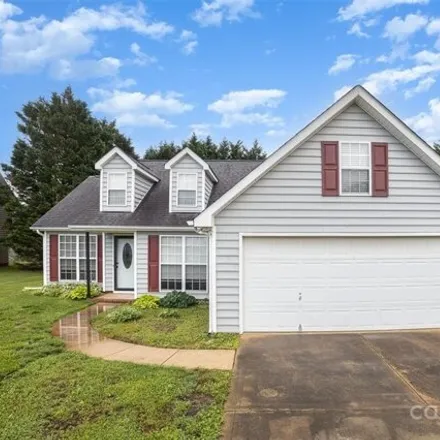 Buy this 3 bed house on 12796 Cumberland Crest Drive in Huntersville, NC 28078