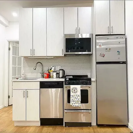 Rent this 2 bed apartment on 166 East 91st Street in New York, NY 10128