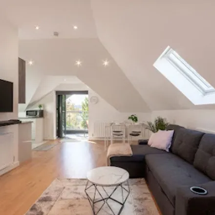 Rent this 1 bed apartment on 2 Julien Road in London, CR5 2DN