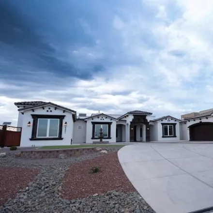 Buy this 5 bed house on 6642 Petirrojo Road Northwest in Albuquerque, NM 87120