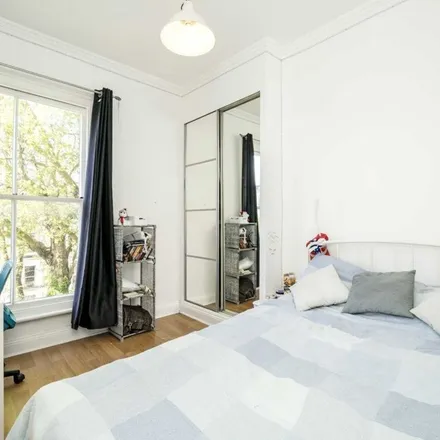 Image 2 - 6 Russell Gardens, London, W14 8GE, United Kingdom - Apartment for rent