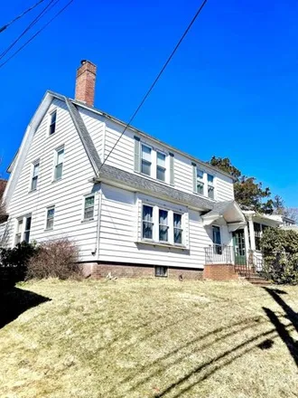 Buy this 4 bed house on 254 Oak Street in Lewiston, ME 04240
