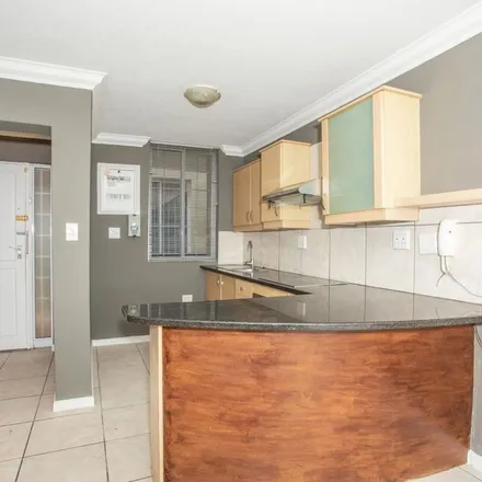 Image 7 - Engen, Carl Cronje Drive, Cape Town Ward 70, Bellville, 7530, South Africa - Apartment for rent