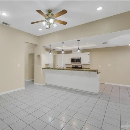 Image 9 - 2700 Sierra Court, Las Brisas Colonia, Mission, TX 78574, USA - House for sale