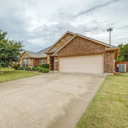 Buy this 3 bed house on 1032 Chandler St in Kennedale, Texas