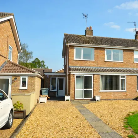 Rent this 3 bed duplex on Lindsey Road in Uffington, PE9 4SH