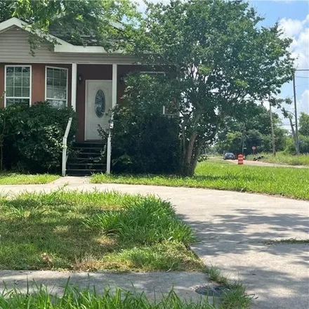 Buy this 3 bed house on 6501 Selma Street in New Orleans, LA 70126