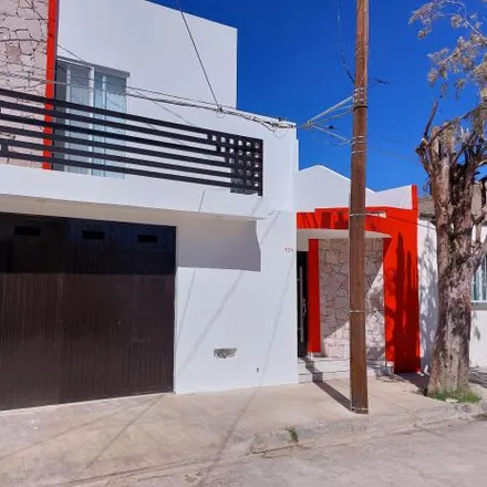 Rent this 2 bed house on Calle Álamo in El Paraiso, 34139 Durango