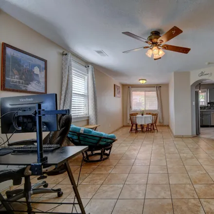 Image 3 - 10601 Rockcliff Boulevard Northwest, Albuquerque, NM 87114, USA - Loft for sale