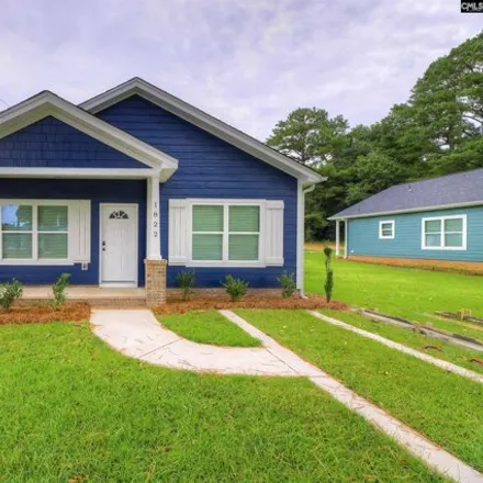 Buy this 3 bed house on 1886 Sunnyside Drive in Cayce, SC 29033