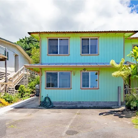 Buy this 6 bed house on Palihiolo Street in Kailua-Kona, HI 96740