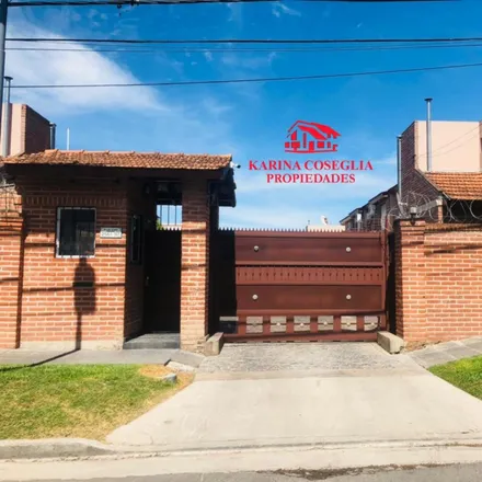 Buy this 2 bed duplex on Gutenberg in María Rosa Mística, San Miguel